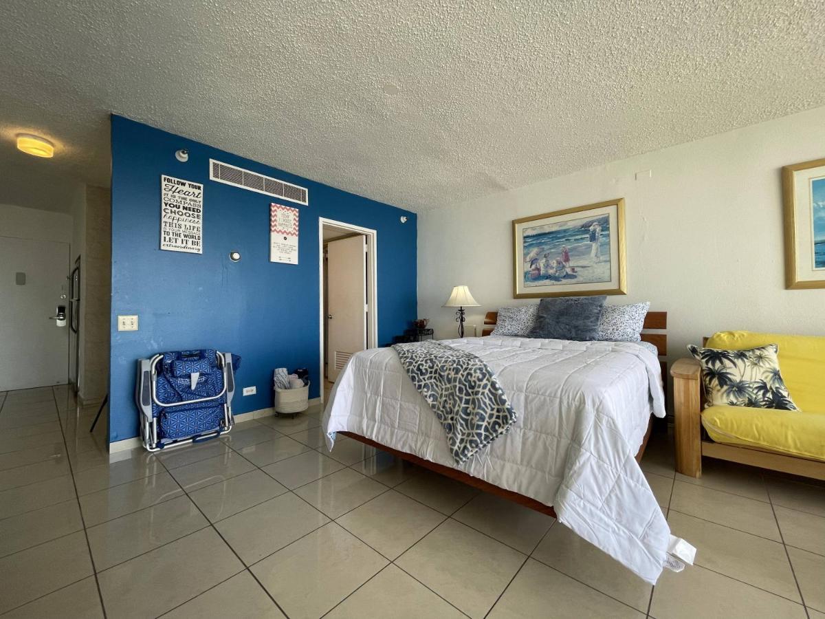 Tropical Studio At The Beach In Isla Verde ซานฮวน ภายนอก รูปภาพ